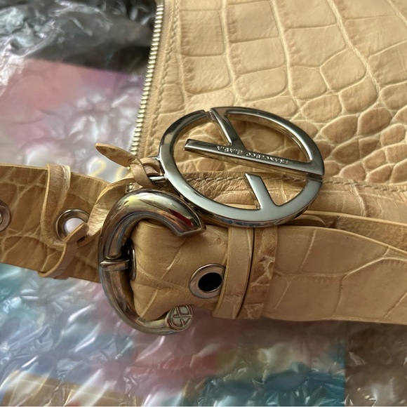 Francesco Biasia Beige Leather Animal Embossed Shoulder Bag Like New - Picture 7 of 9